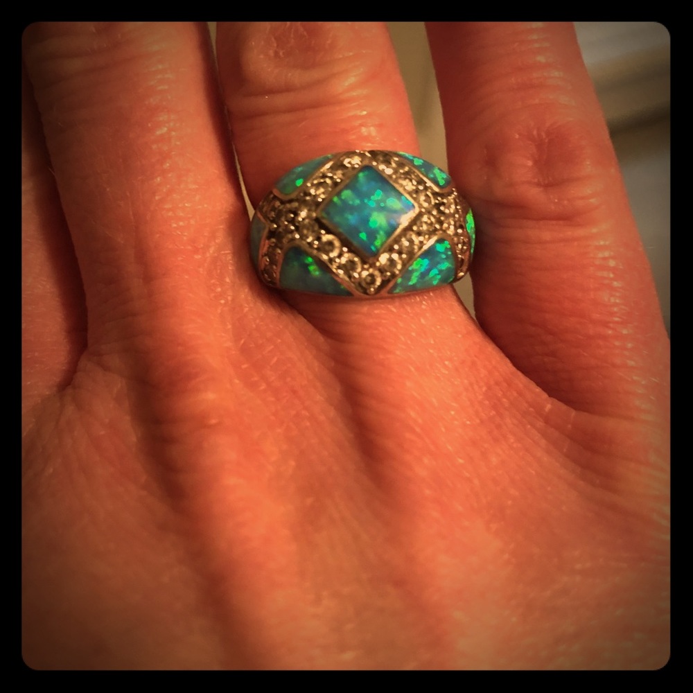 Opal & Cubic zirconia diamond ring